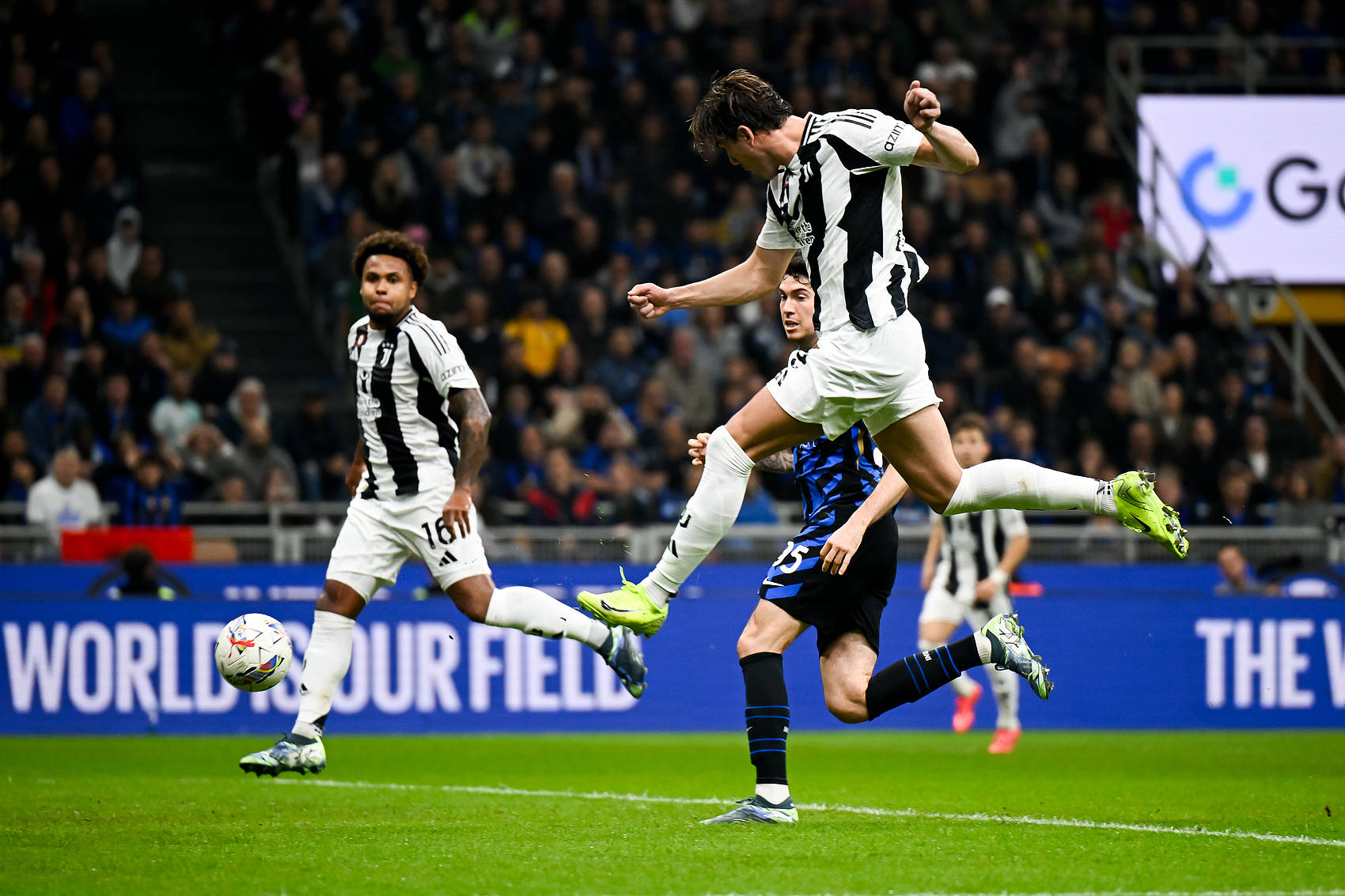 意甲-进球大战!泽林斯基双响伊尔迪兹两球 国米4-4尤文