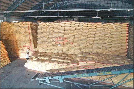 台当局制定战时粮食计划，让高中生签服勤同意书，岛内叫嚣准备好打仗