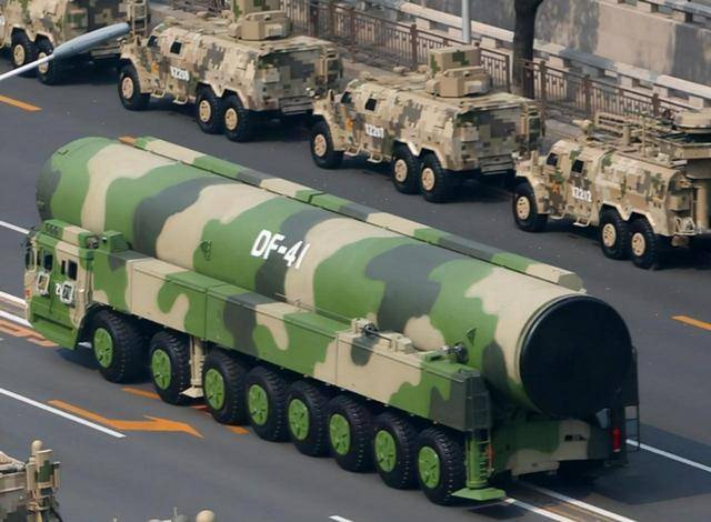 东风26亮完没几天，美军察觉到：解放军的战略底牌被低估了