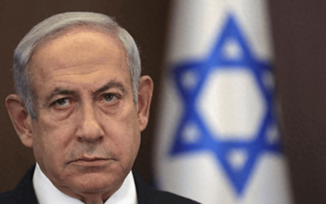 历史重演?美大选尾声将至,罕见一幕发生!特朗普的对手不止哈里斯