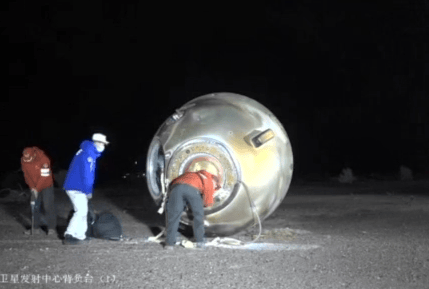 到家了！神十八“80后”乘组飞行任务圆满成功