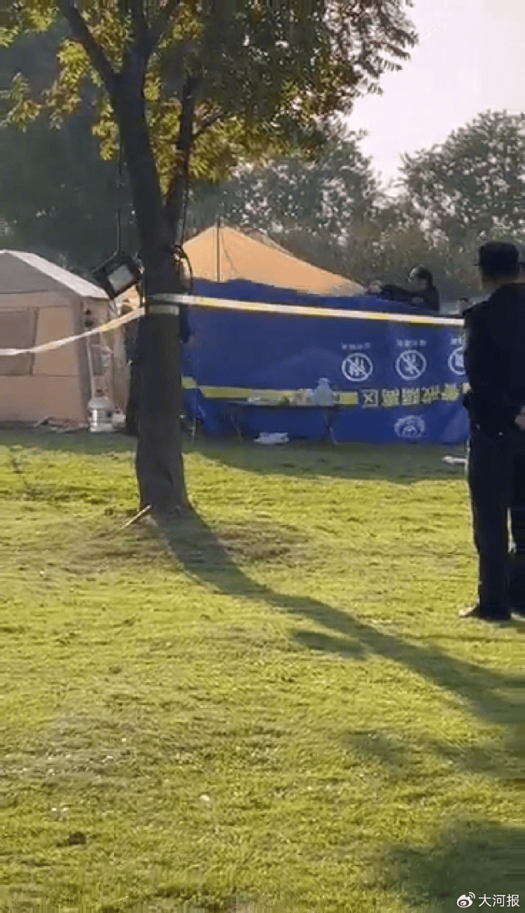 公园里有人在帐篷内死亡?当地证实:2人身亡