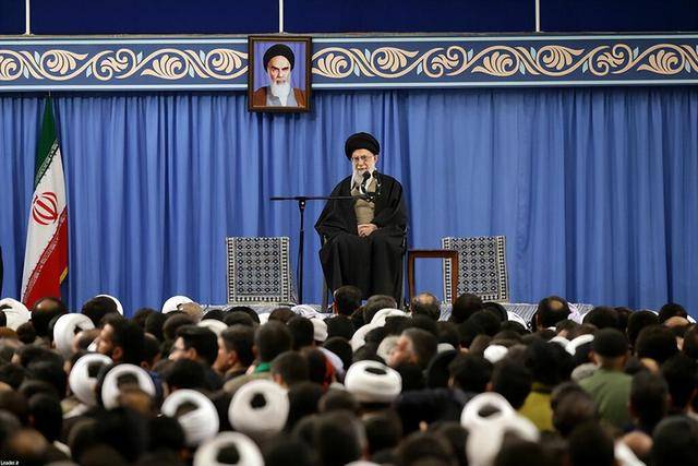 伊朗导弹基地遭重创!哈梅内伊看完报告后为何下令报复以色列?