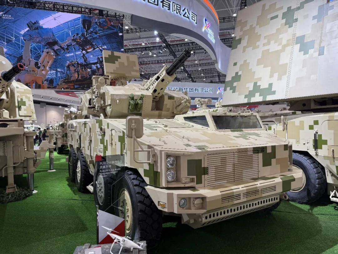 绍伊古都看入迷了!珠海航展上的焦点——625E型微波反无人机系统,有哪些亮点?