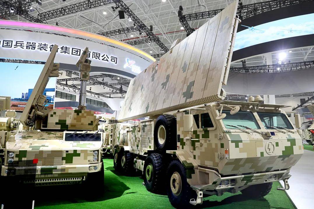 绍伊古都看入迷了!珠海航展上的焦点——625E型微波反无人机系统,有哪些亮点?