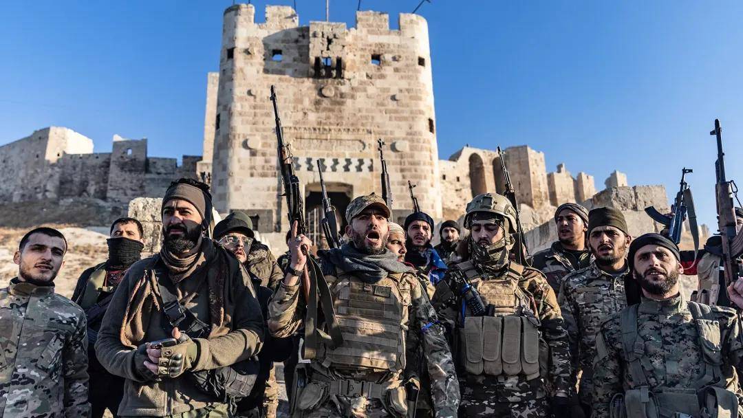 突发!叙利亚第二大城市阿勒颇沦陷:恐怖分子到处“打卡拍照”!