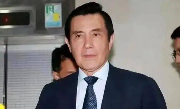 大陆学生称“中国台北”,遭台大学生粗暴抗议,绿营想撤销大陆访团,马英九回应亮了