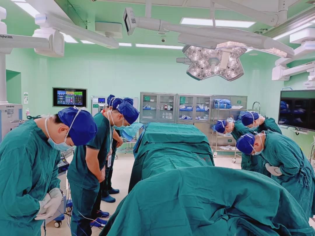 突传消息!他于12月2日去世,年仅43岁