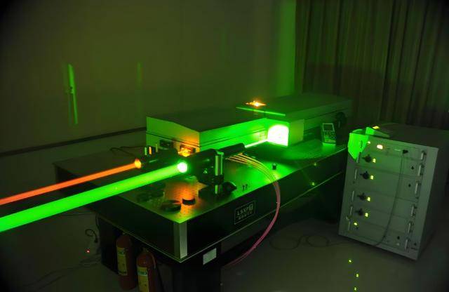 美国再次对中国出手,最新法案获准通过,特朗普上任后或有大动作