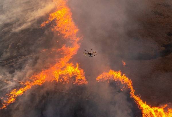 美国科学家震惊:封杀中国无人机,“简直是疯了!”