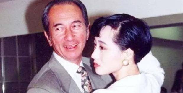 利智:嫁给李连杰才是心碎的开始,婆婆张凤兰至死都没有原谅她