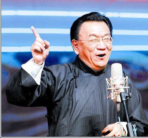 侯耀华直播提代父收徒，要帮杨议解决师承问题，称是父亲生前期望