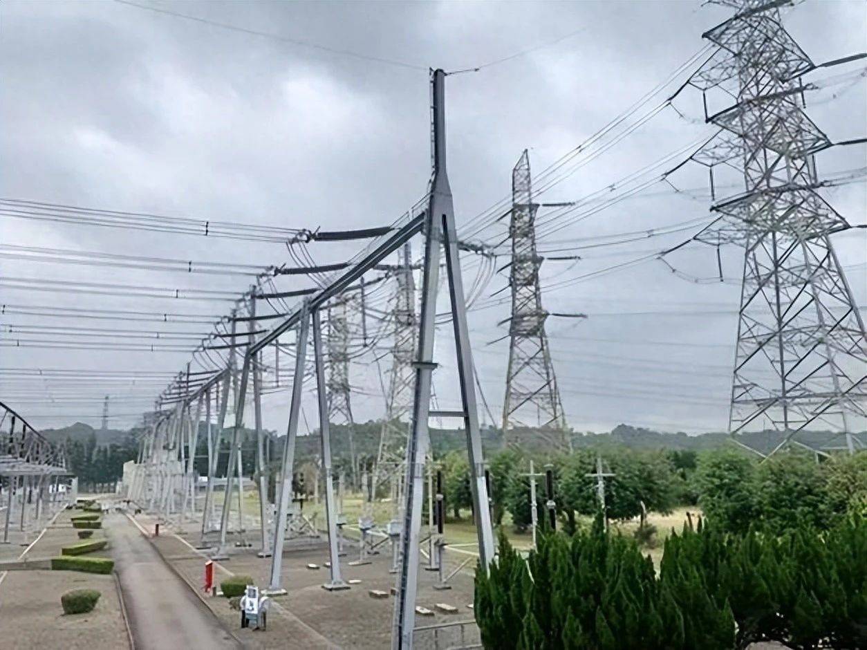 解放军不费一枪一弹,不到7天,台湾将无电可发!统一势在必行