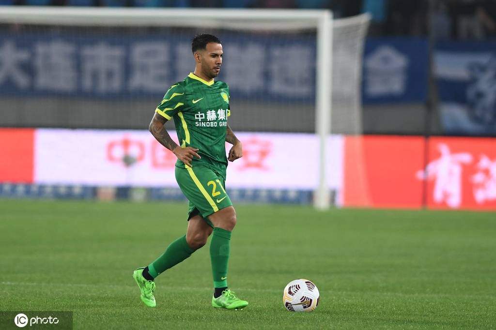 中超转会风向标：泰山与多名外援传绯闻 比埃拉无缘回归国安