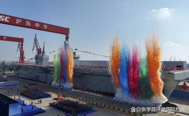解放军最新战舰亮相,又是一个“全球第一”,为“台独”量身定做