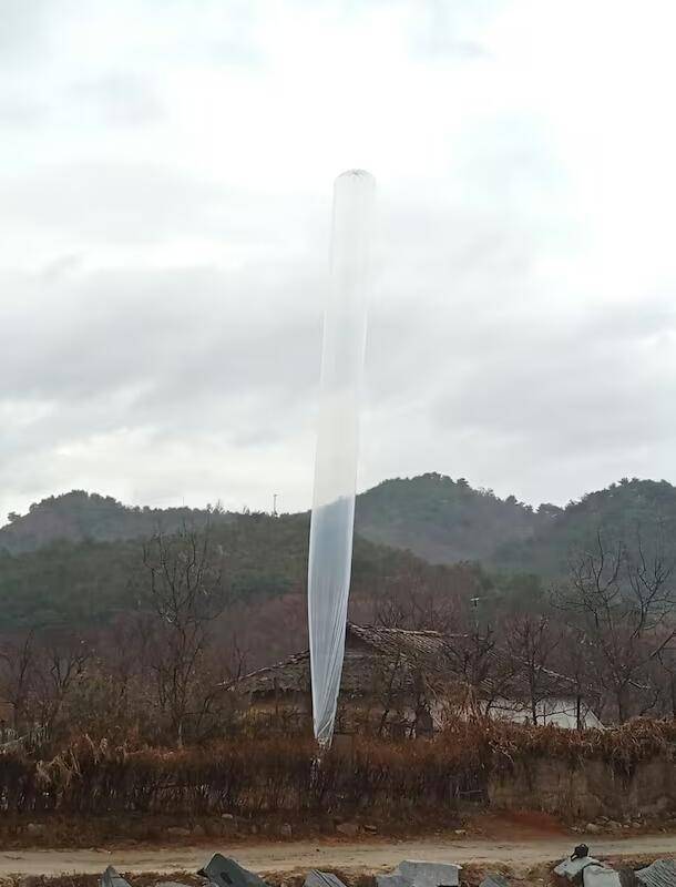 “军方也干了”,韩在野党称韩军放飞气球企图诱使“朝鲜挑衅”