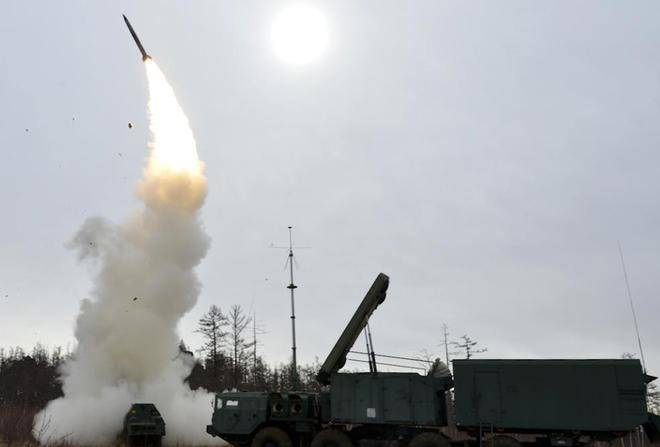 俄导弹直击乌能源“命门”，欧洲先急眼了！32国“围堵”俄罗斯