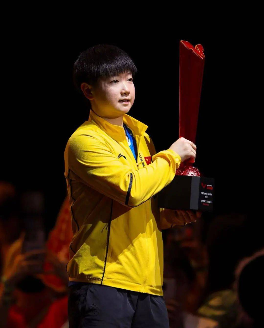 林诗栋男单夺冠,孙颖莎女单登顶 | WTT新加坡大满贯赛国乒五冠收官