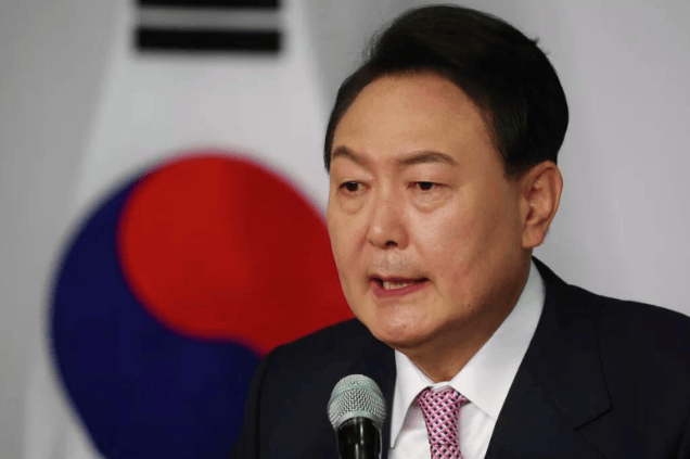 韩国内部大乱！尹锡悦最高判死刑？重磅人物罕见出山，中方态度坚决