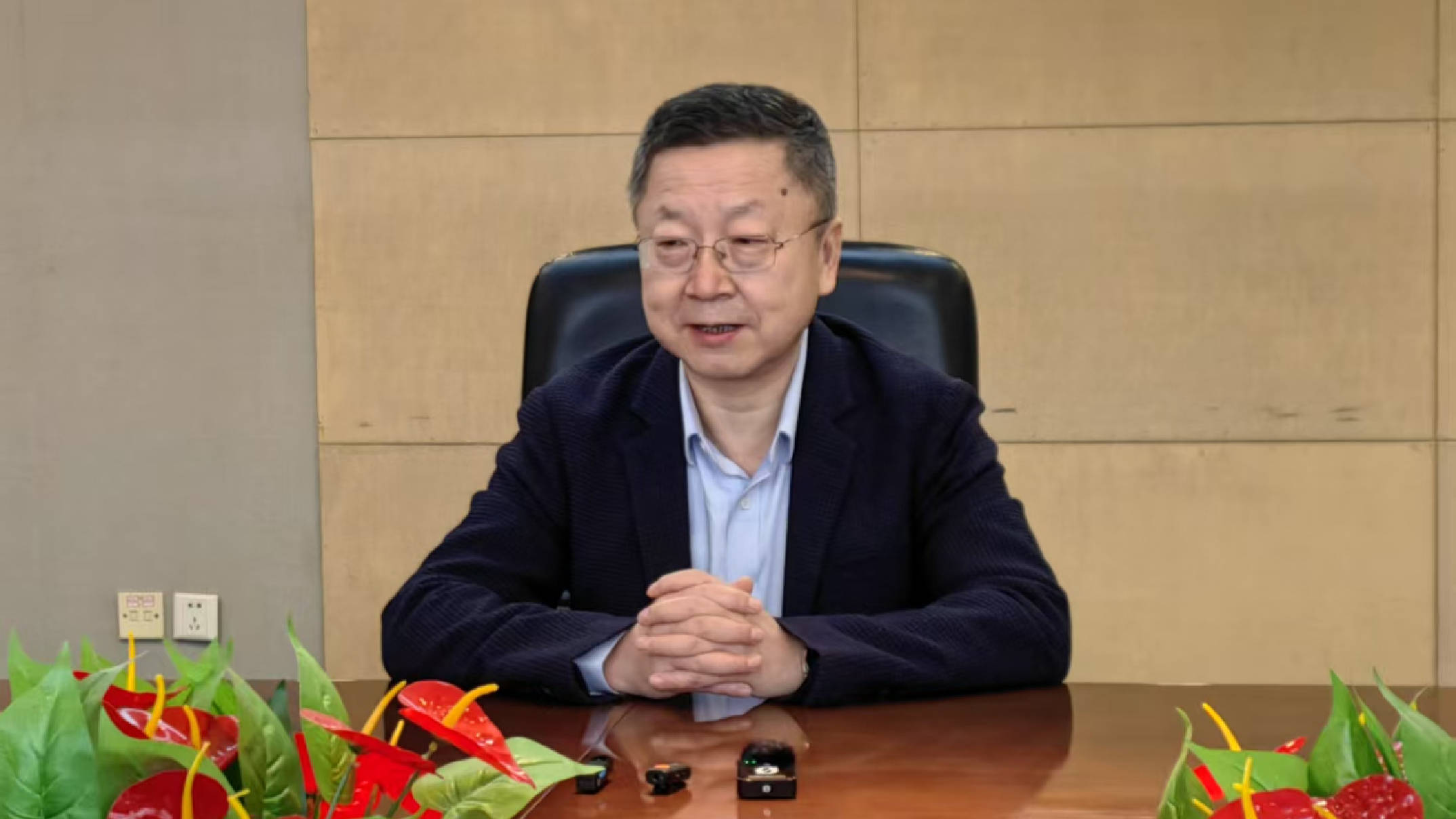 全国人大代表马新强：建议在武汉布局建设光电子信息领域国家实验室