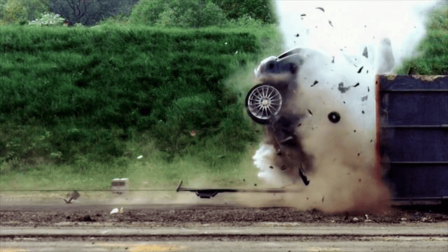 时速300飙车，第一批SU7 ultra车主已经有人出事了