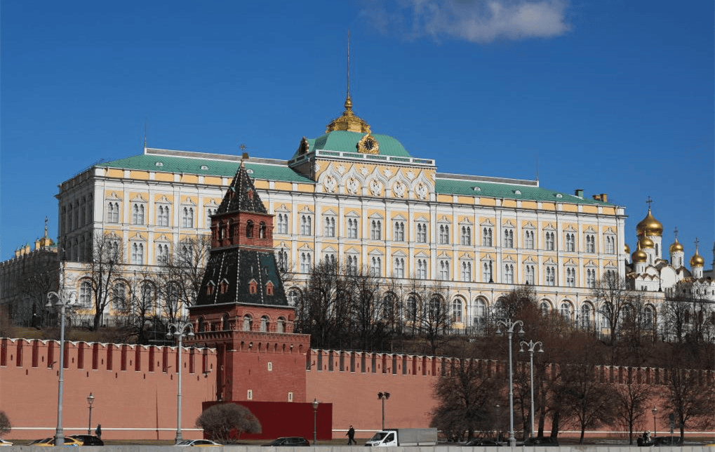 谈都不谈了，直接开抢？美俄谈完后，直接告知泽连斯基：核电站归美了