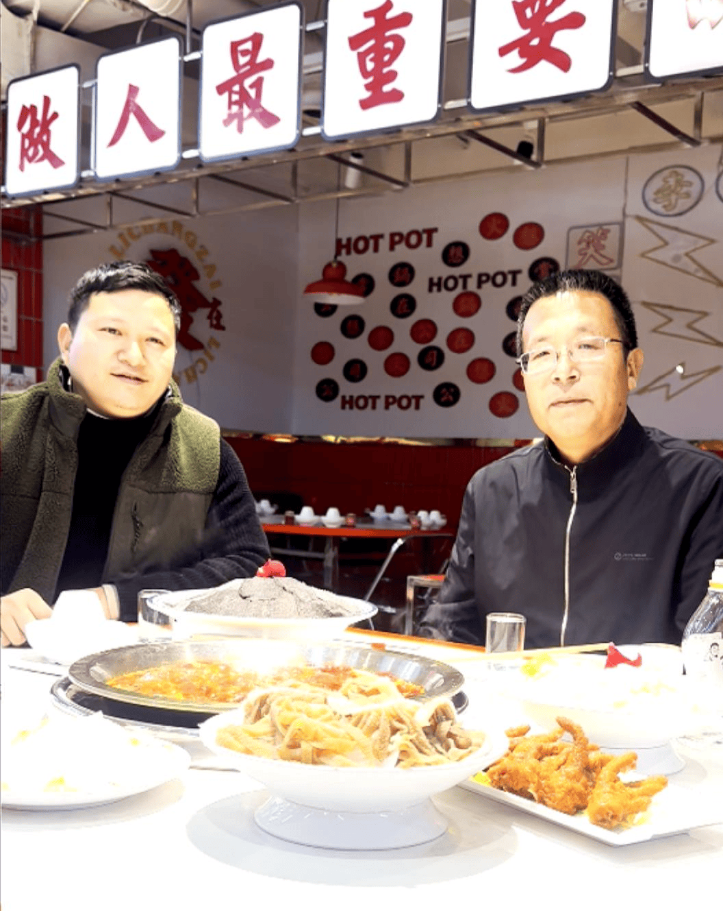 有后续！山东司机来请客报恩，重庆大哥偷偷买单