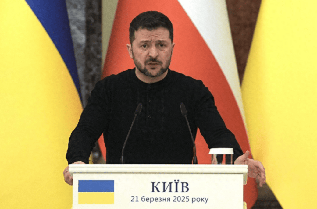 从不排除派兵到拒绝出兵，马克龙再度化身“变色龙”，欧洲承诺究竟还剩下多少真诚？