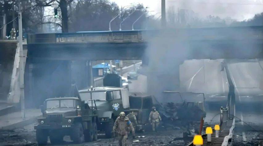 三大消息：“总统下台”一夜突响！普京大开杀戒；事情彻底闹大