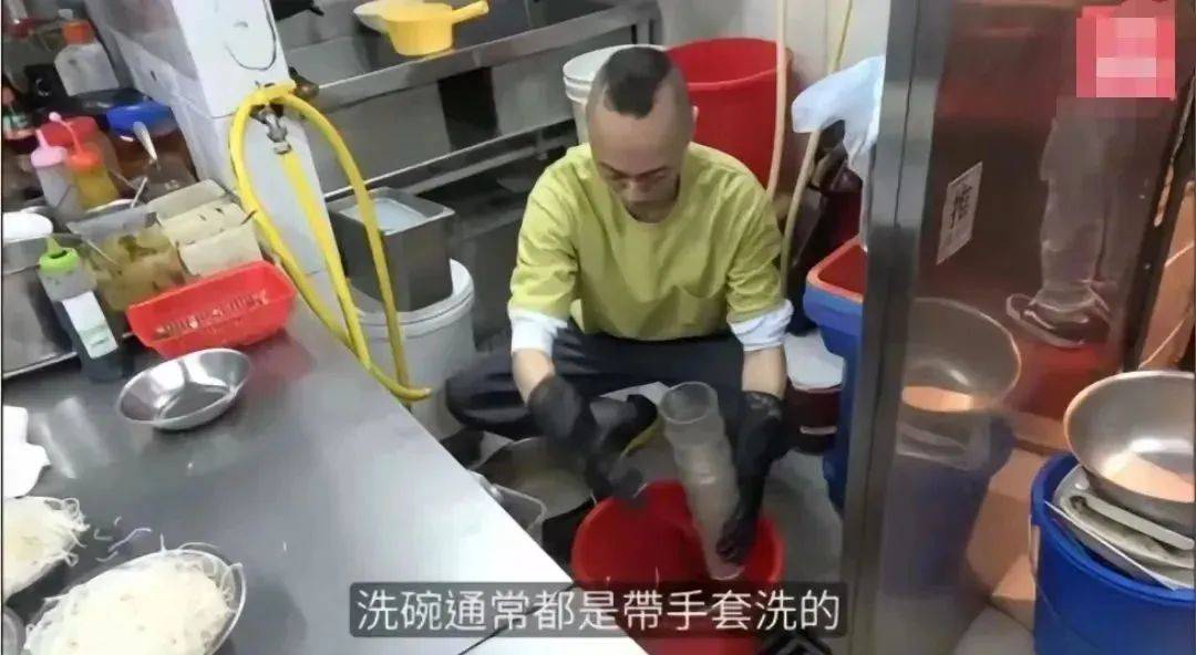 TVB女演员摆摊卖鸡爪：人生没什么不可以做的