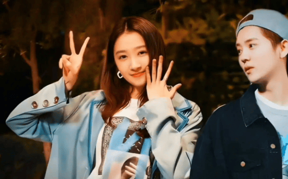 鹿晗关晓彤：8 年长跑最终到头，“互不相欠” 是告别？