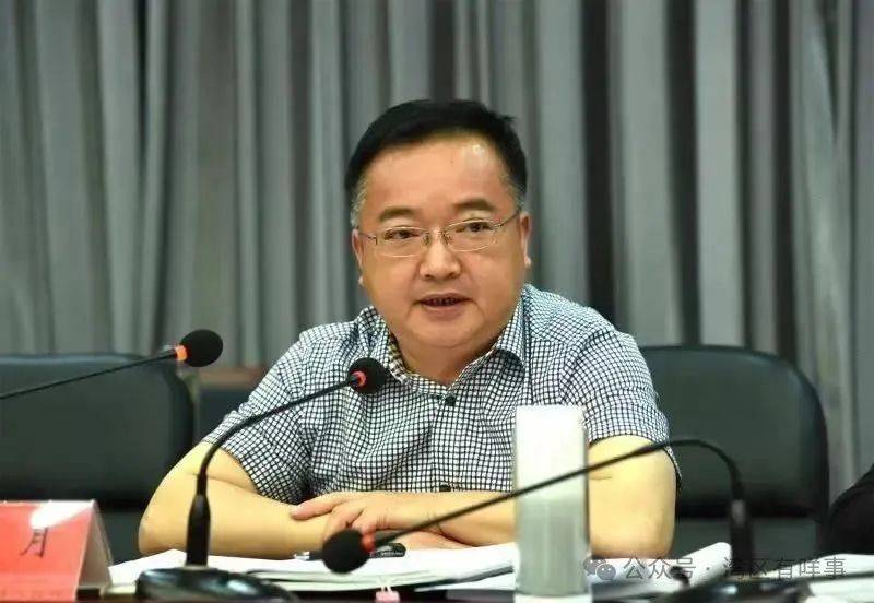 李明月被查！安徽安庆“老班长”从改革闯将到涉腐被查八年权力异化