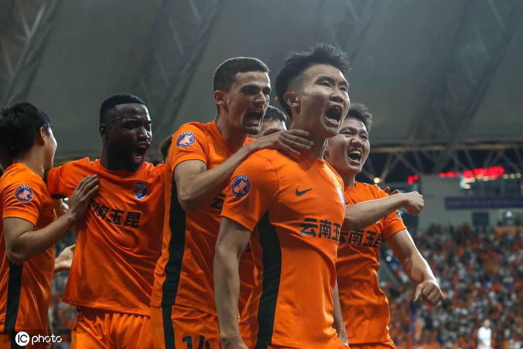 神奇！中超-17分钟3球大逆转 云南3-2送泰山4轮不胜