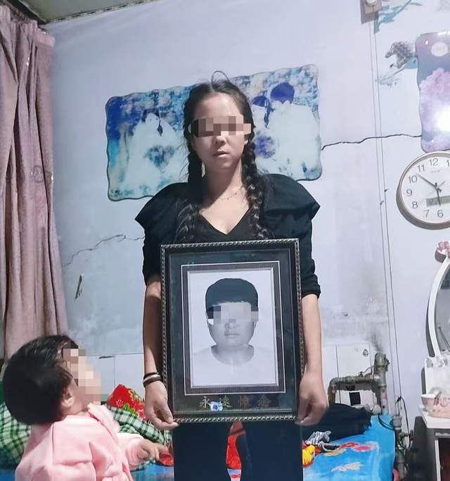 男子乘橡皮艇出海偷渔网“赚外快”，遭非法捕鱼快艇冲撞致死