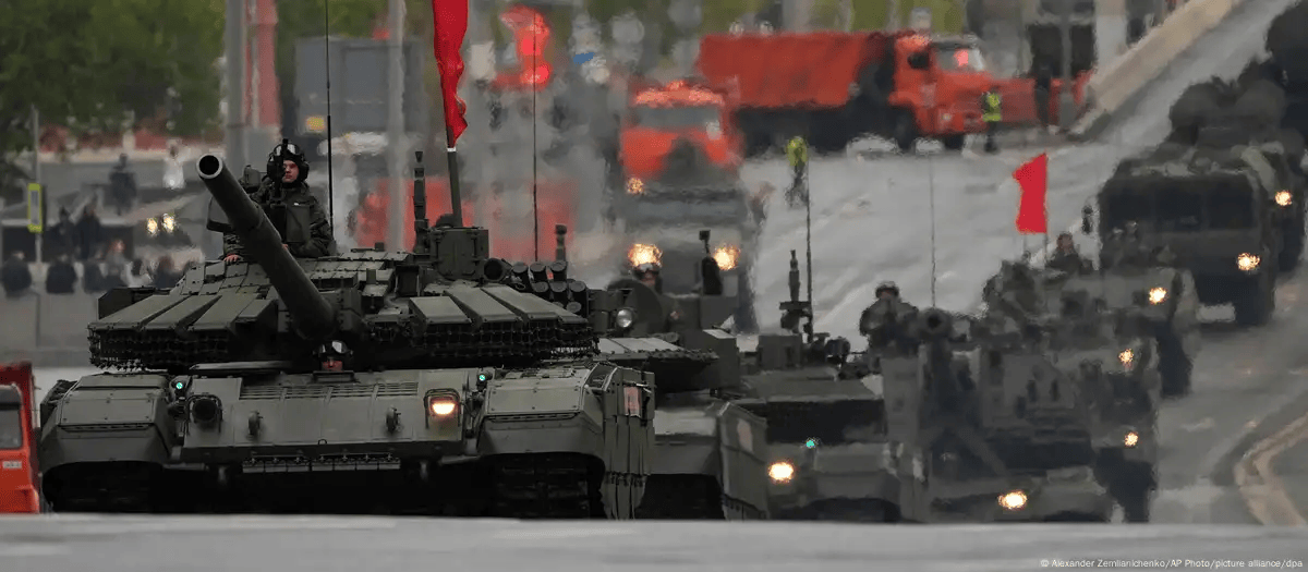 俄胜利日阅兵前 乌无人机连续三晚袭击莫斯科