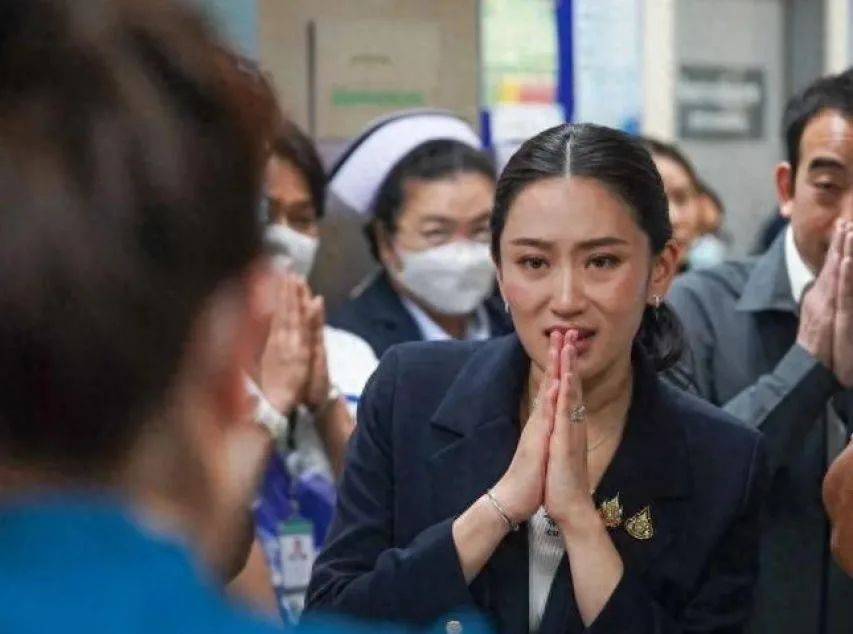 佩通坦或被逼下台?军方亮明态度,关键时刻,泰高层将访问中国