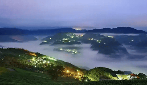 马英九机场发言哽咽，连续13天行程创记录，两岸面临重大关键节点！