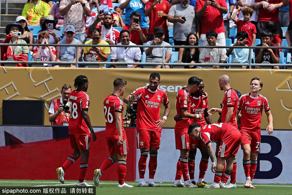 世俱杯-拜仁0-1本菲卡遭遇首败 1/8决赛将对阵弗拉门戈