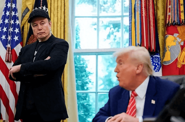 50票反对,马斯克要被逐出国?63岁奥巴马重新出山,美国又要变天