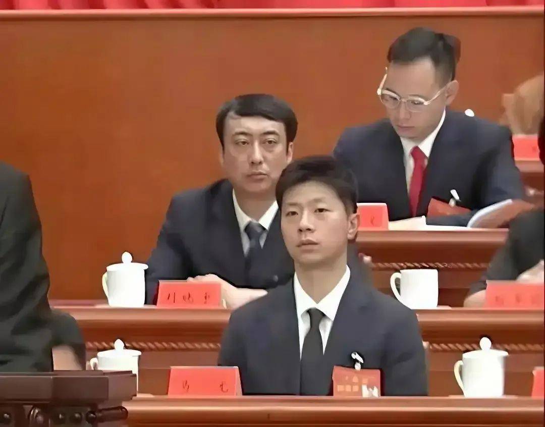 “从CCTV5走向CCTV1”,马龙当选全国青联副主席