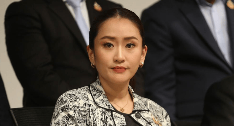 紧要关头，佩通坦“援手”赶到，泰国内阁大变天，洪森恐败局已定