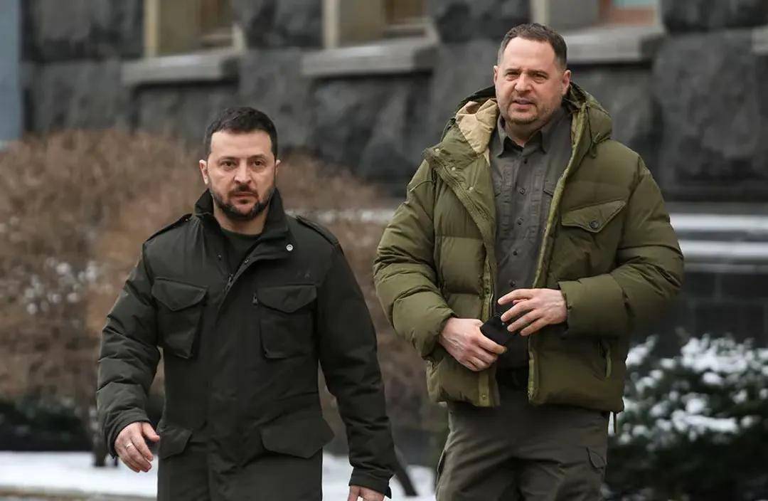 绝了!俄军空袭换新招,乌克兰人看了都点头支持