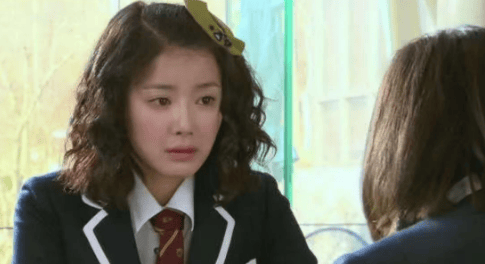 43岁知名女演员宣布：怀上和前夫的二胎