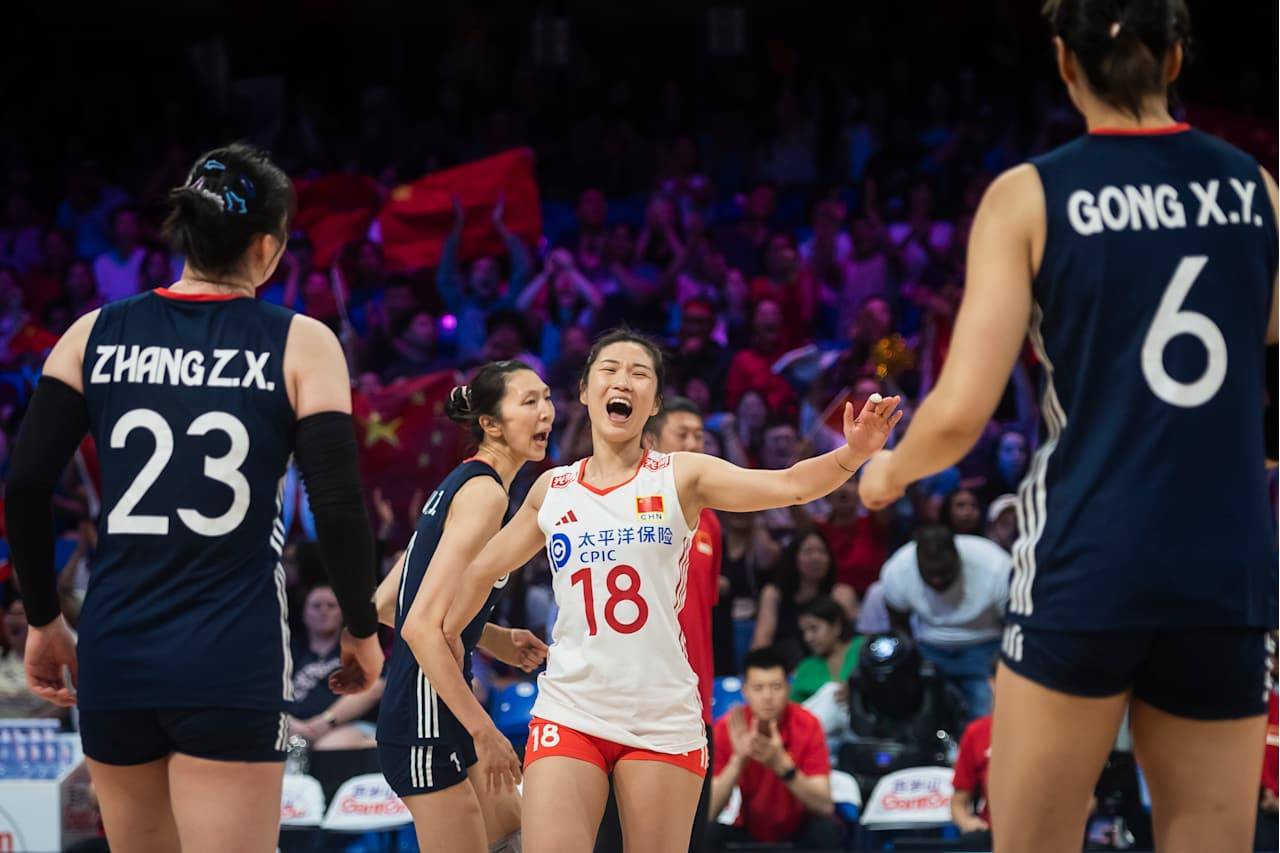 又是反败为胜 中国女排力克美国 全胜战绩收官世联赛阿灵顿站