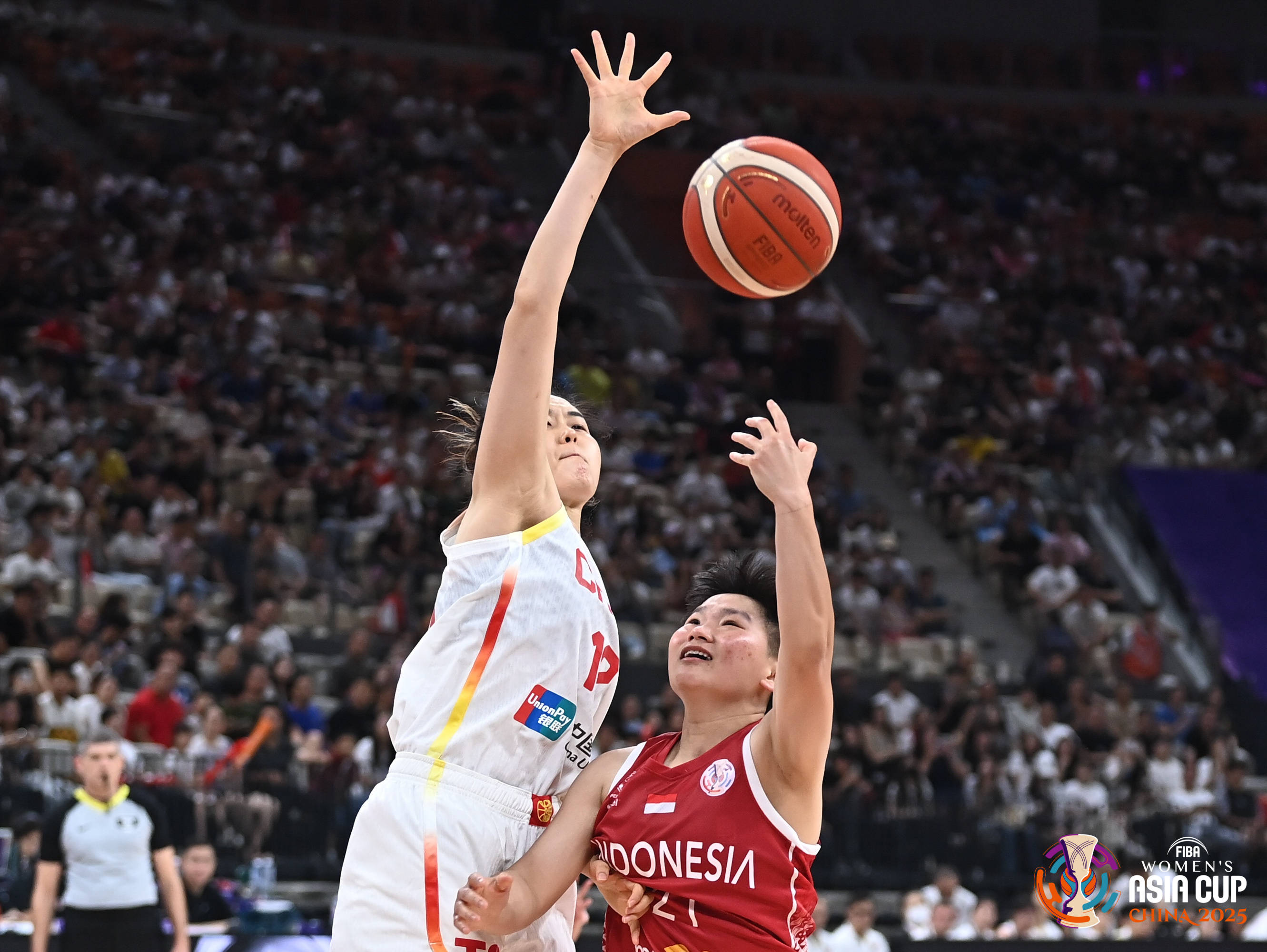 亚洲杯-张子宇11分钟13分 中国女篮狂胜印尼51分