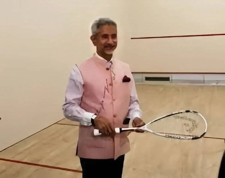 叫中国名字,娶日本妻子,5年没见的印度外长来了