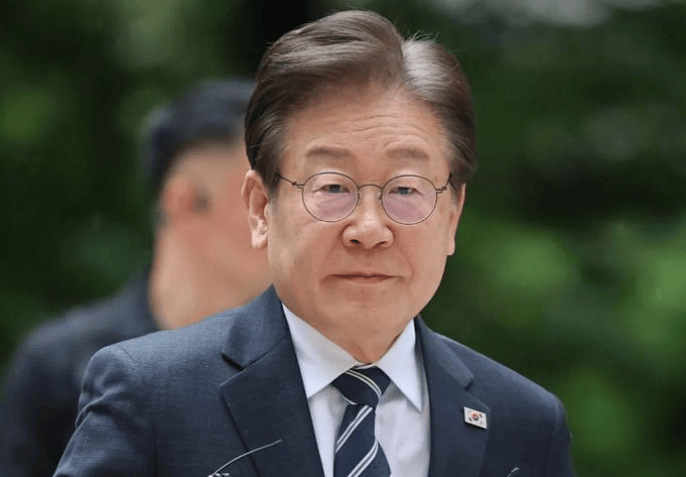 刚解决完前总统，李在明决定见中方，还给俄方递请帖，事情不简单