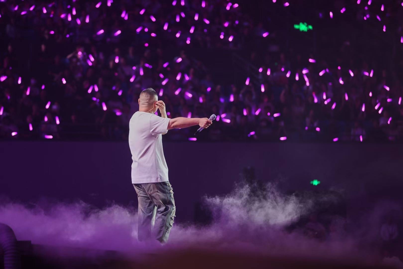 岳云鹏《非要唱》演唱会北京站大获成功 观众盛赞“远超预期”