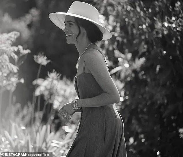 威廉哈里世纪同框?婚礼秒变鸿门宴!梅根将高调杀回英国…