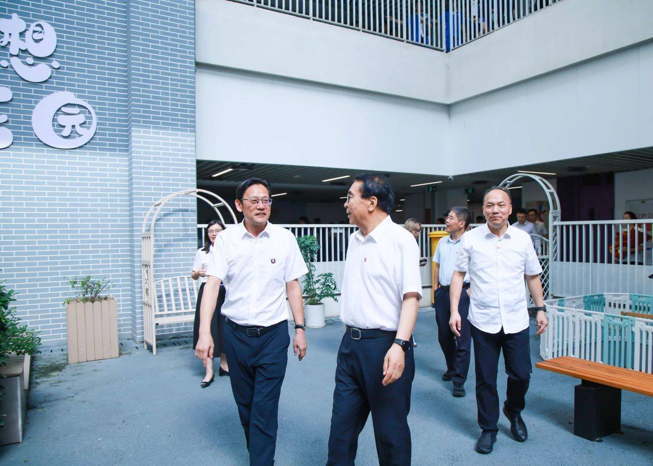 “国宝级”科学家空降！白春礼院士为中科附高师生揭秘中国深海科技